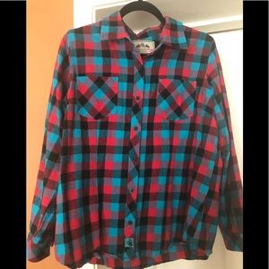 Legendary Whitetails Flannel Shirt- Women’s